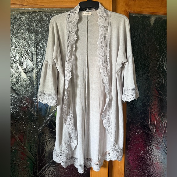 Spadehill Tops - Gray Crochet Trim Cardigan